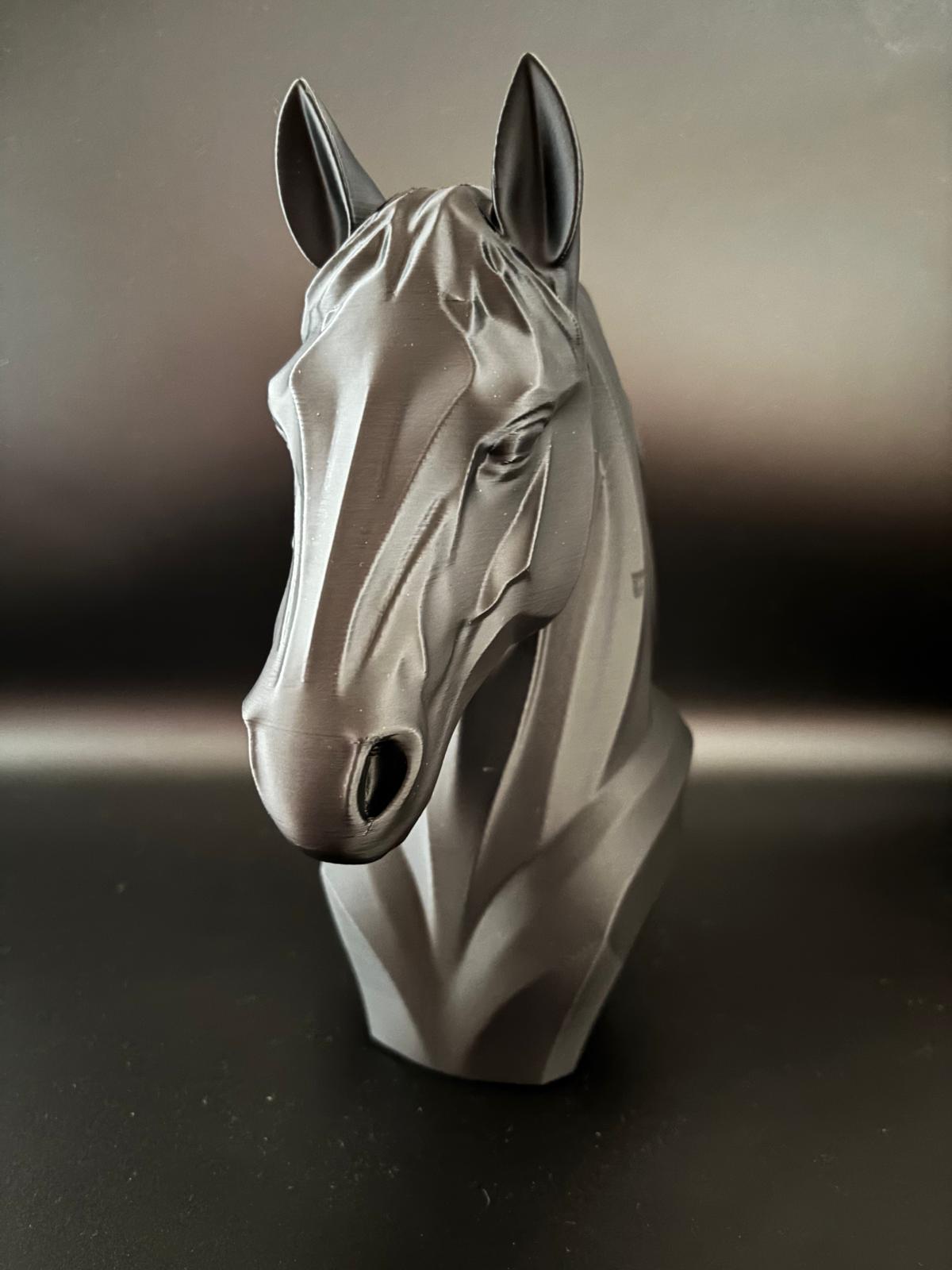Stylised Horse Head – Art Sculpture