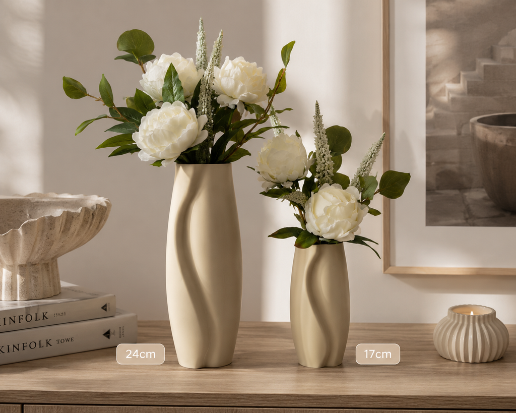 Elegant Wave Vase