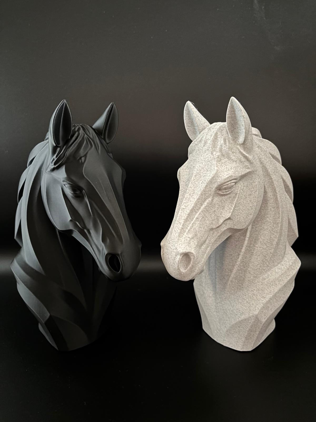 Stylised Horse Head – Art Sculpture